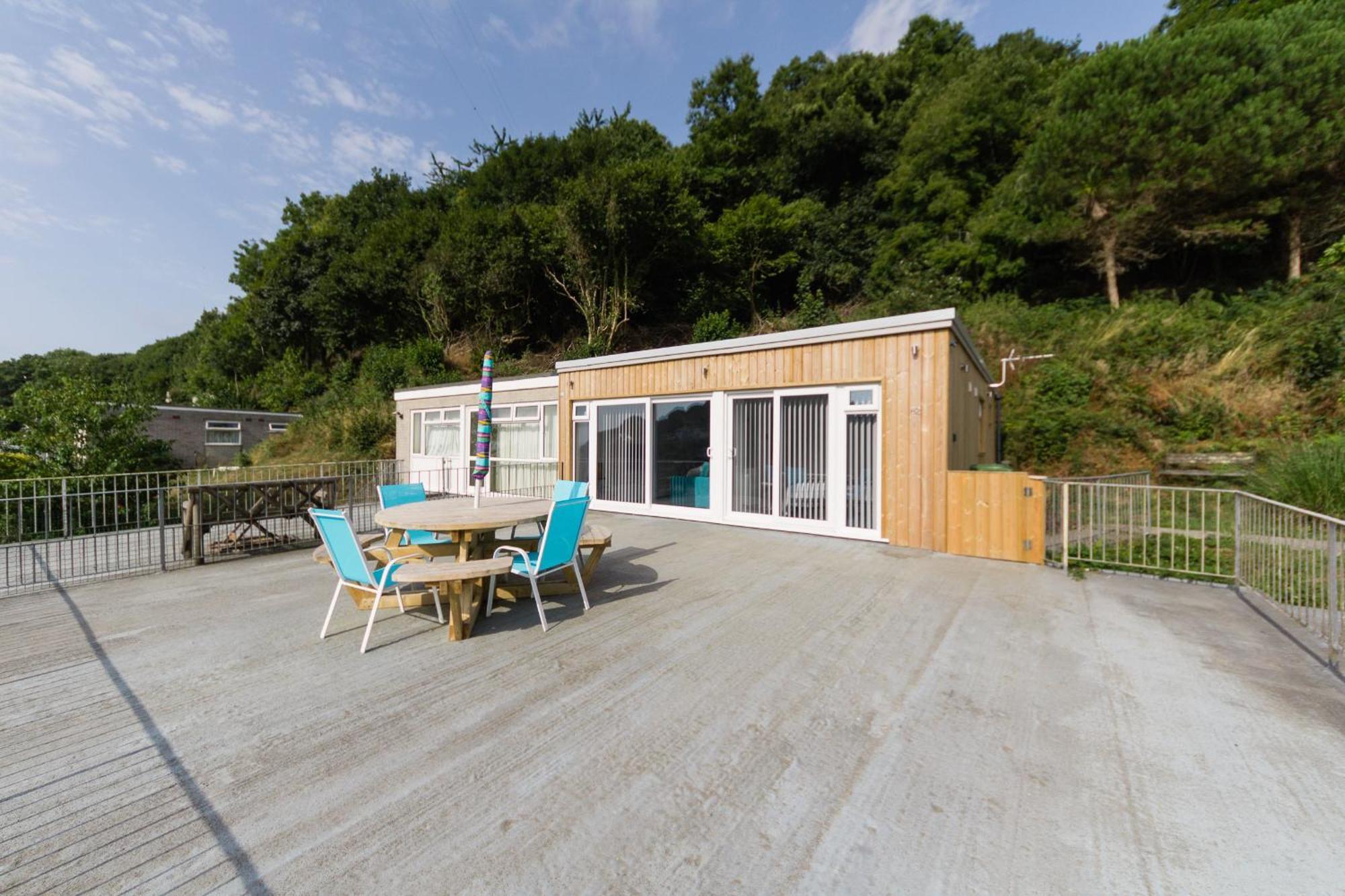 2 Bedroom Luxury Beach Apartment Millendreath Saint Martin (Looe) Exterior foto